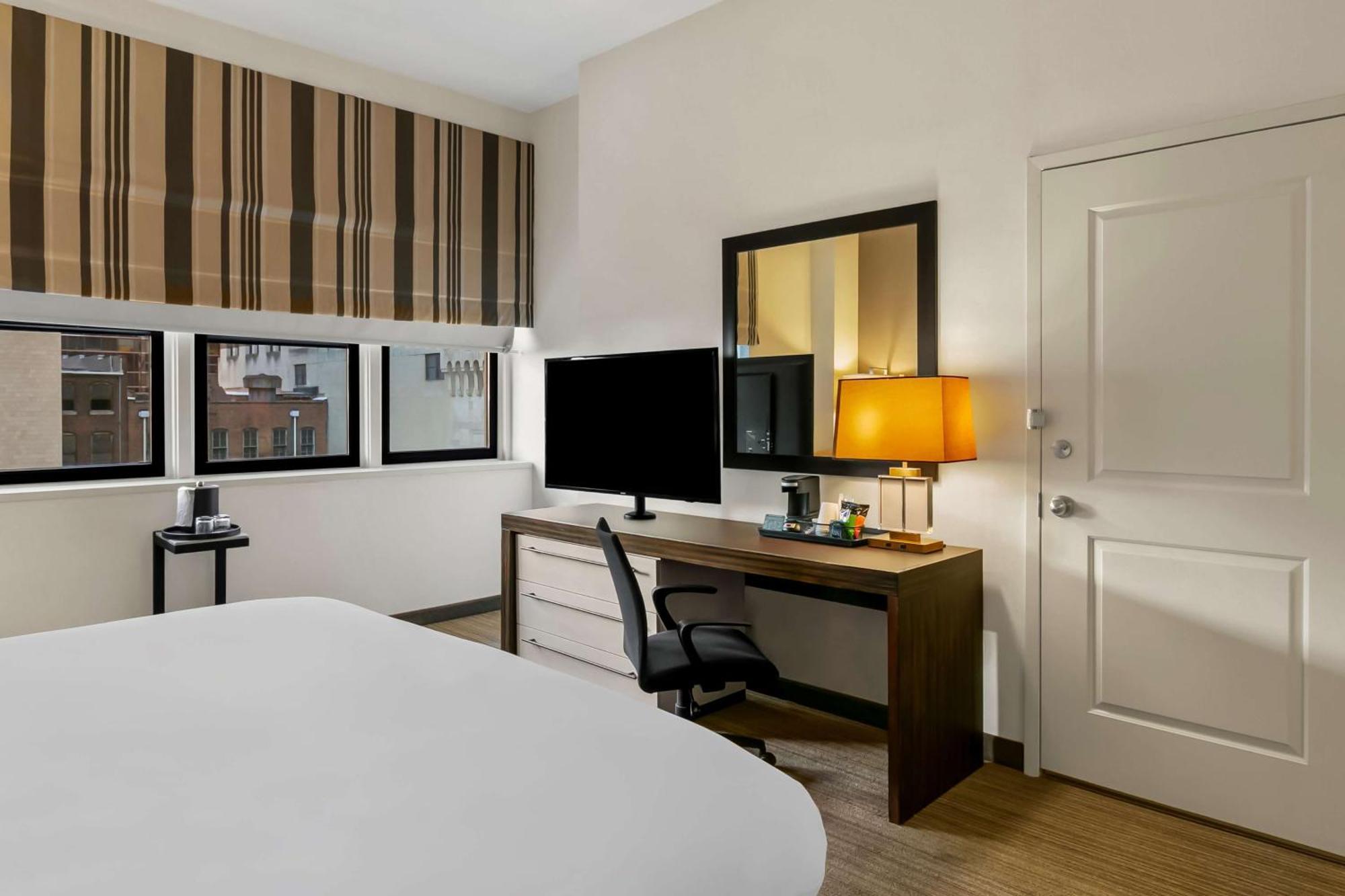 Sonesta Hotel Baltimore Inner Harbor Bagian luar foto